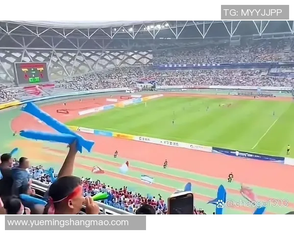 南京足球队在城市联赛中的强劲表现与未来发展潜力分析